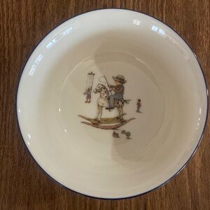 LENOX SPECIAL CHILDS BOWL / Boy on Rocker